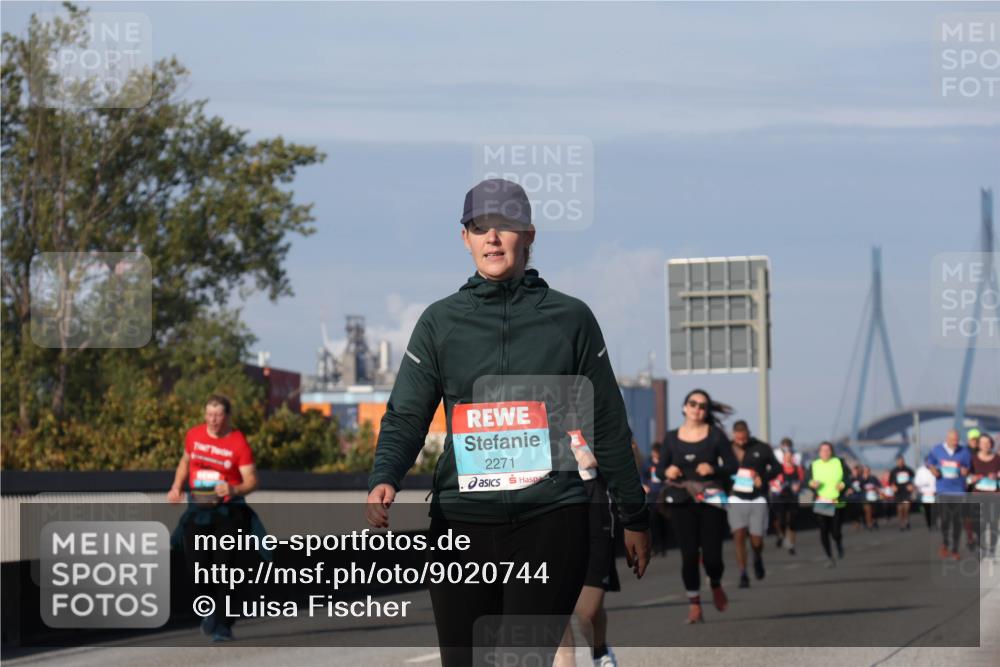 03.10.2025 - Köhlbrandbrückenlauf Luisa Fischer http://msf.ph/oto/9020744 03.10.2025 11:13:12 Position 3 2271, 2 meine-sportfotos.de