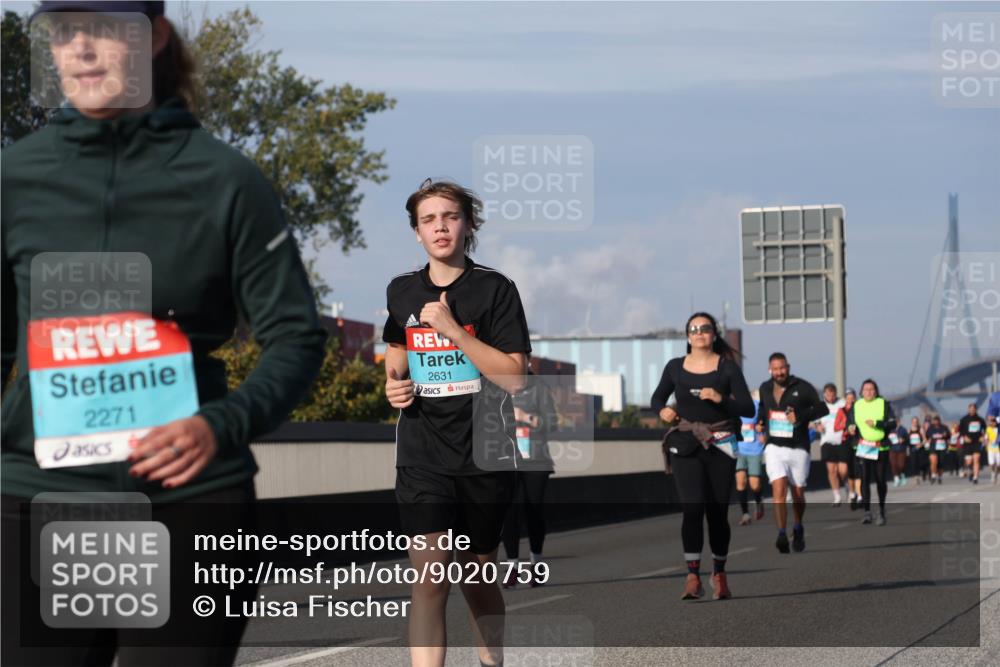 03.10.2025 - Köhlbrandbrückenlauf Luisa Fischer http://msf.ph/oto/9020759 03.10.2025 11:13:14 Position 3 2271, 2631 meine-sportfotos.de