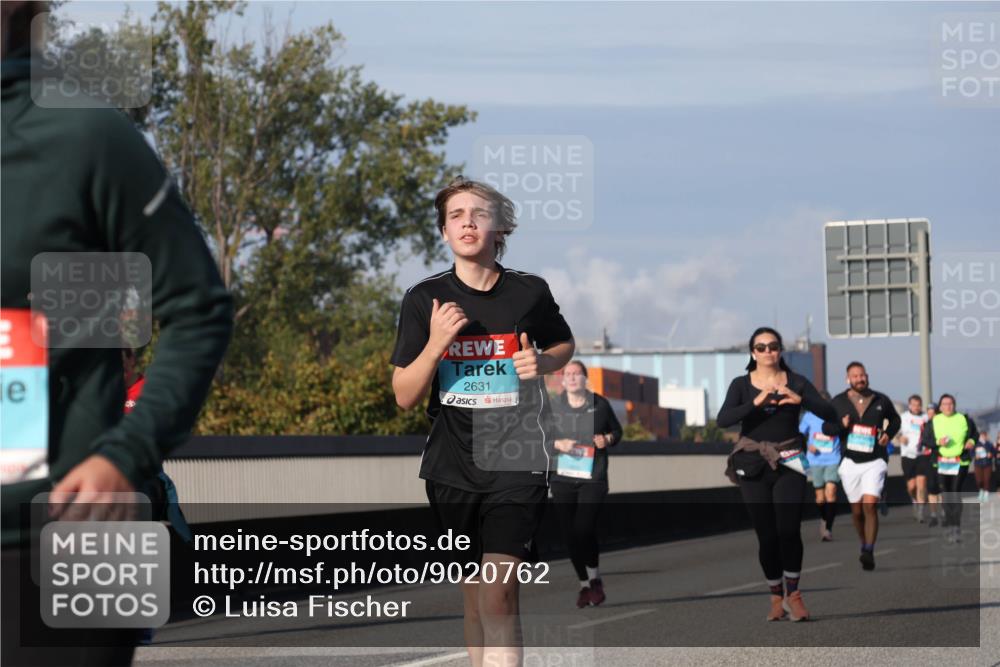 03.10.2025 - Köhlbrandbrückenlauf Luisa Fischer http://msf.ph/oto/9020762 03.10.2025 11:13:15 Position 3 2631 meine-sportfotos.de