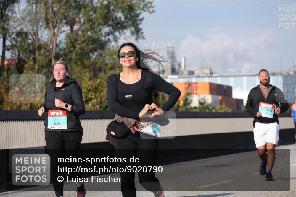 03.10.2025 - Köhlbrandbrückenlauf Luisa Fischer http://msf.ph/oto/9020790 03.10.2025 11:13:18 Position 3 3800 meine-sportfotos.de