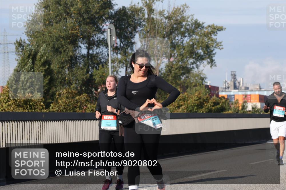 03.10.2025 - Köhlbrandbrückenlauf Luisa Fischer http://msf.ph/oto/9020802 03.10.2025 11:13:20 Position 3 3800 meine-sportfotos.de