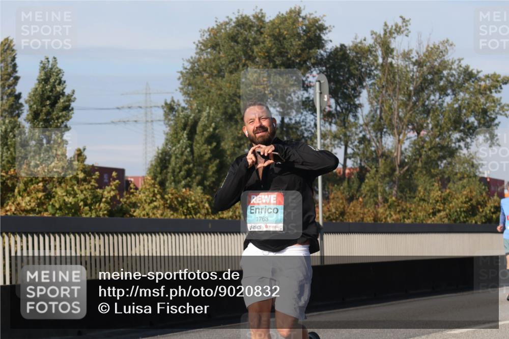 03.10.2025 - Köhlbrandbrückenlauf Luisa Fischer http://msf.ph/oto/9020832 03.10.2025 11:13:25 Position 3 1763 meine-sportfotos.de