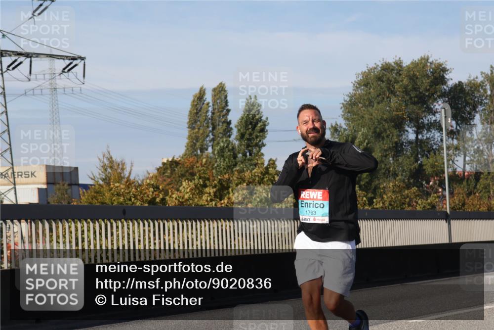 03.10.2025 - Köhlbrandbrückenlauf Luisa Fischer http://msf.ph/oto/9020836 03.10.2025 11:13:25 Position 3 1763 meine-sportfotos.de