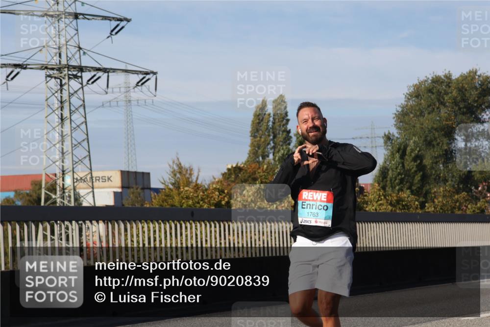 03.10.2025 - Köhlbrandbrückenlauf Luisa Fischer http://msf.ph/oto/9020839 03.10.2025 11:13:26 Position 3 1763 meine-sportfotos.de