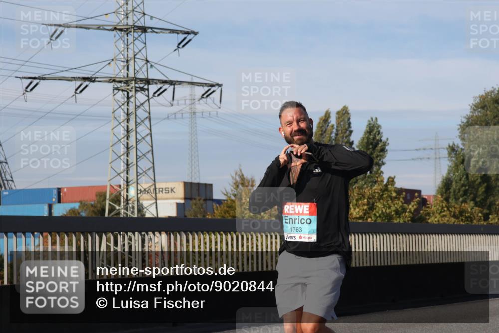03.10.2025 - Köhlbrandbrückenlauf Luisa Fischer http://msf.ph/oto/9020844 03.10.2025 11:13:26 Position 3 1763 meine-sportfotos.de