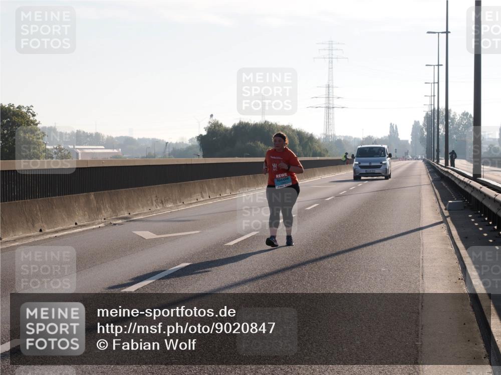 03.10.2025 - Köhlbrandbrückenlauf Fabian Wolf http://msf.ph/oto/9020847 03.10.2025 09:31:41 Position 3  meine-sportfotos.de