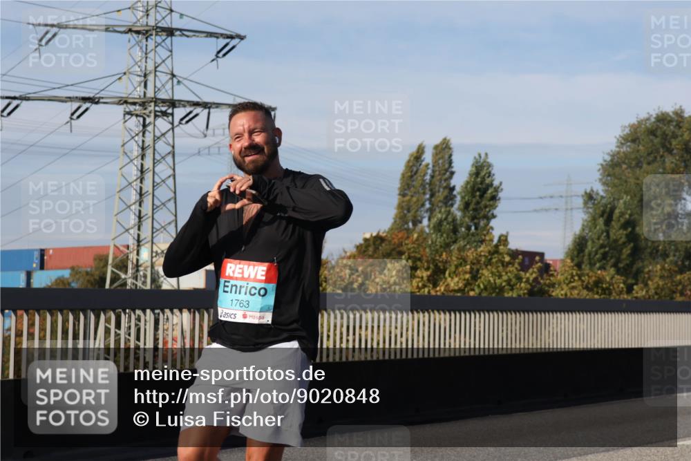03.10.2025 - Köhlbrandbrückenlauf Luisa Fischer http://msf.ph/oto/9020848 03.10.2025 11:13:26 Position 3 1763 meine-sportfotos.de