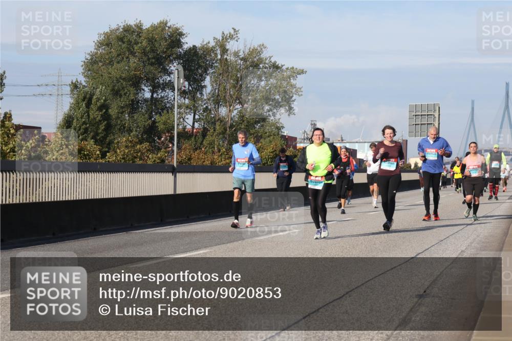 03.10.2025 - Köhlbrandbrückenlauf Luisa Fischer http://msf.ph/oto/9020853 03.10.2025 11:13:27 Position 3  meine-sportfotos.de
