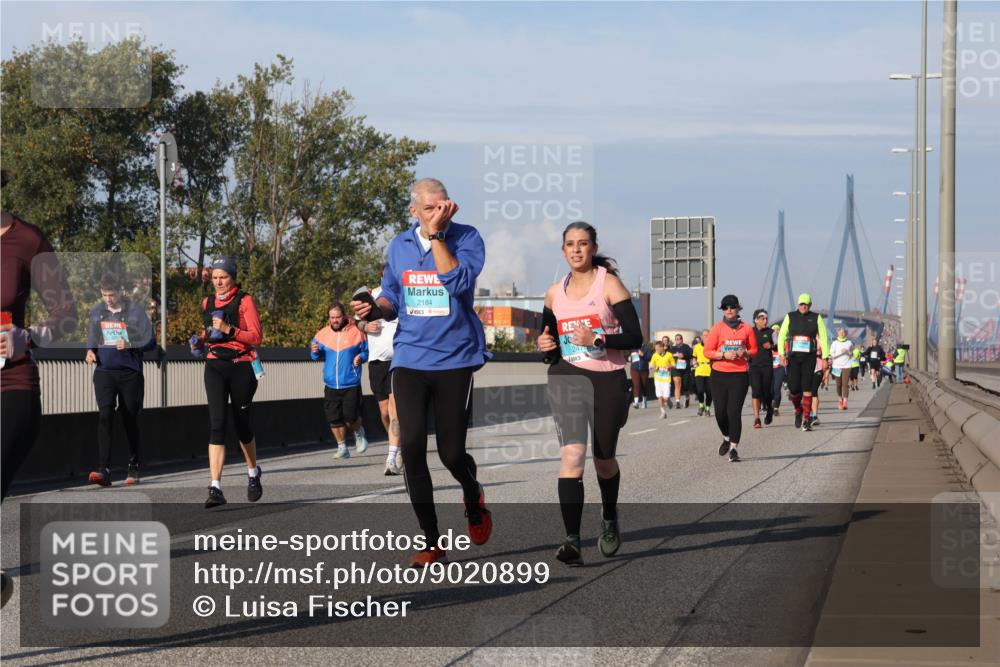 03.10.2025 - Köhlbrandbrückenlauf Luisa Fischer http://msf.ph/oto/9020899 03.10.2025 11:13:32 Position 3 2184, 247 meine-sportfotos.de