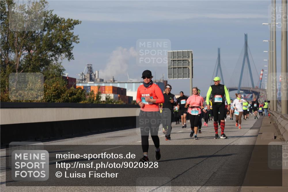03.10.2025 - Köhlbrandbrückenlauf Luisa Fischer http://msf.ph/oto/9020928 03.10.2025 11:13:35 Position 3  meine-sportfotos.de