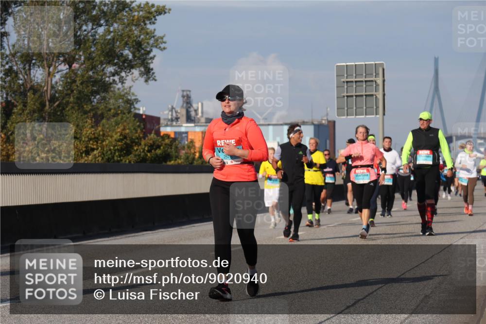 03.10.2025 - Köhlbrandbrückenlauf Luisa Fischer http://msf.ph/oto/9020940 03.10.2025 11:13:37 Position 3 257 meine-sportfotos.de
