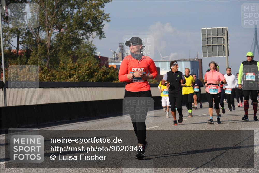 03.10.2025 - Köhlbrandbrückenlauf Luisa Fischer http://msf.ph/oto/9020943 03.10.2025 11:13:37 Position 3 2576 meine-sportfotos.de