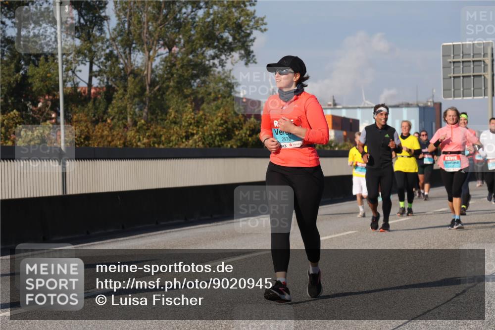 03.10.2025 - Köhlbrandbrückenlauf Luisa Fischer http://msf.ph/oto/9020945 03.10.2025 11:13:37 Position 3 2576 meine-sportfotos.de