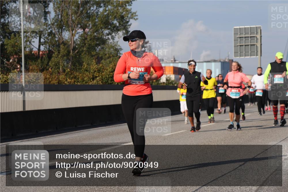 03.10.2025 - Köhlbrandbrückenlauf Luisa Fischer http://msf.ph/oto/9020949 03.10.2025 11:13:38 Position 3  meine-sportfotos.de