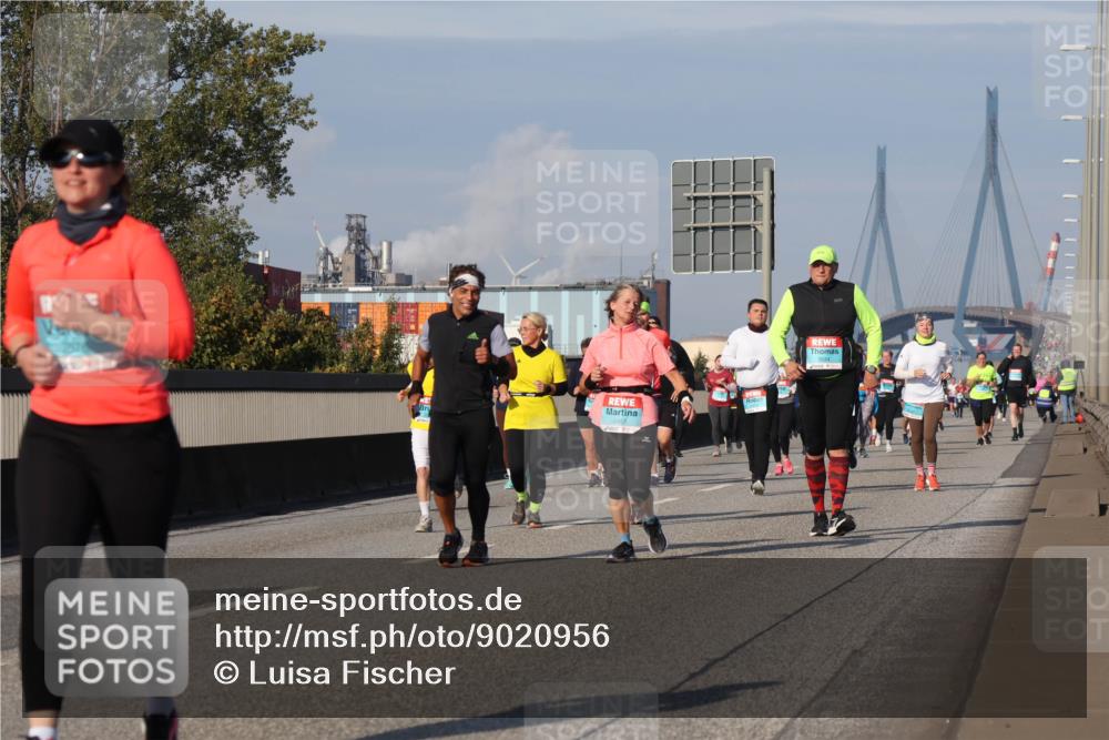 03.10.2025 - Köhlbrandbrückenlauf Luisa Fischer http://msf.ph/oto/9020956 03.10.2025 11:13:39 Position 3 2457 meine-sportfotos.de