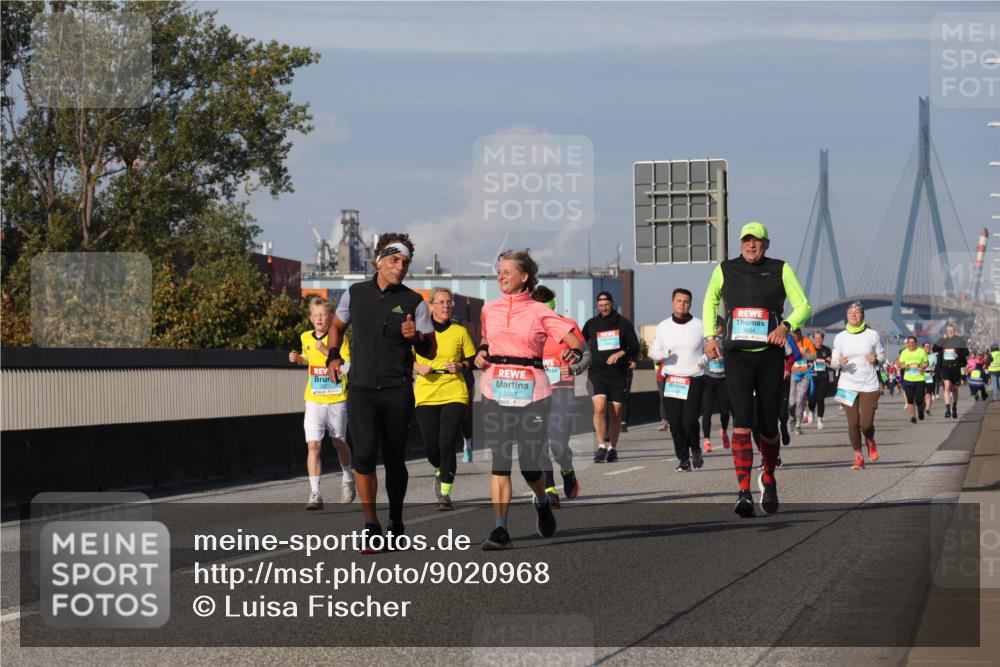 03.10.2025 - Köhlbrandbrückenlauf Luisa Fischer http://msf.ph/oto/9020968 03.10.2025 11:13:40 Position 3 2457 meine-sportfotos.de