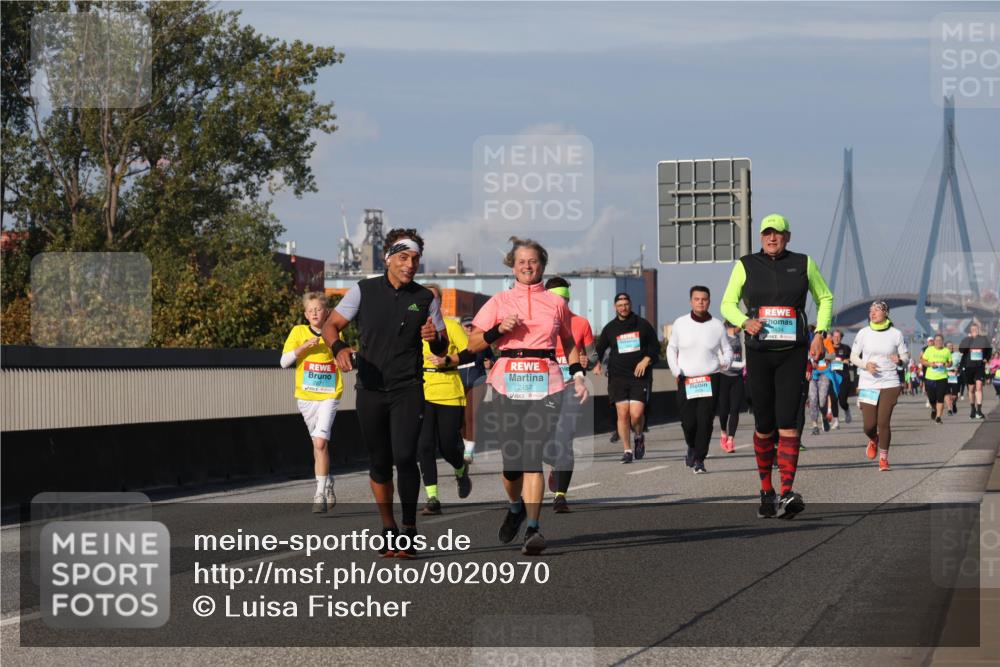 03.10.2025 - Köhlbrandbrückenlauf Luisa Fischer http://msf.ph/oto/9020970 03.10.2025 11:13:40 Position 3 2457 meine-sportfotos.de