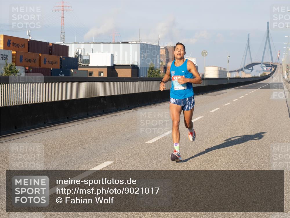 03.10.2025 - Köhlbrandbrückenlauf Fabian Wolf http://msf.ph/oto/9021017 03.10.2025 09:32:32 Position 3 3769 meine-sportfotos.de