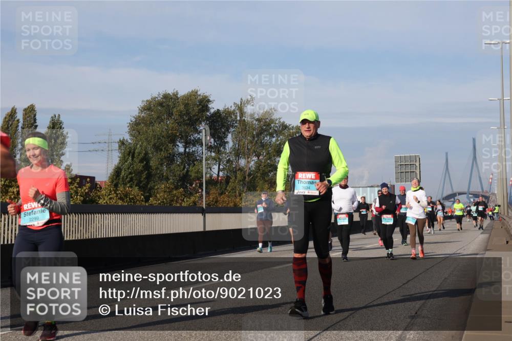 03.10.2025 - Köhlbrandbrückenlauf Luisa Fischer http://msf.ph/oto/9021023 03.10.2025 11:13:47 Position 3 2299, 3634 meine-sportfotos.de