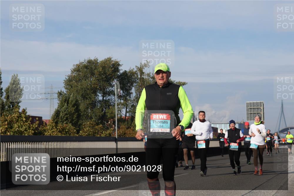 03.10.2025 - Köhlbrandbrückenlauf Luisa Fischer http://msf.ph/oto/9021028 03.10.2025 11:13:48 Position 3 3634, 3001 meine-sportfotos.de