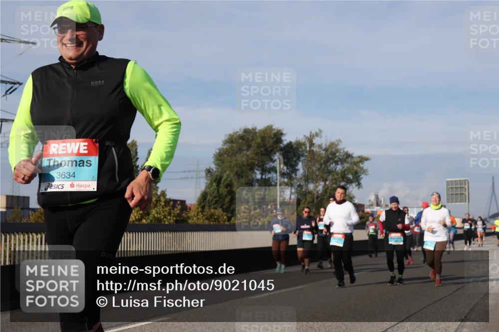03.10.2025 - Köhlbrandbrückenlauf Luisa Fischer http://msf.ph/oto/9021045 03.10.2025 11:13:50 Position 3 3634 meine-sportfotos.de