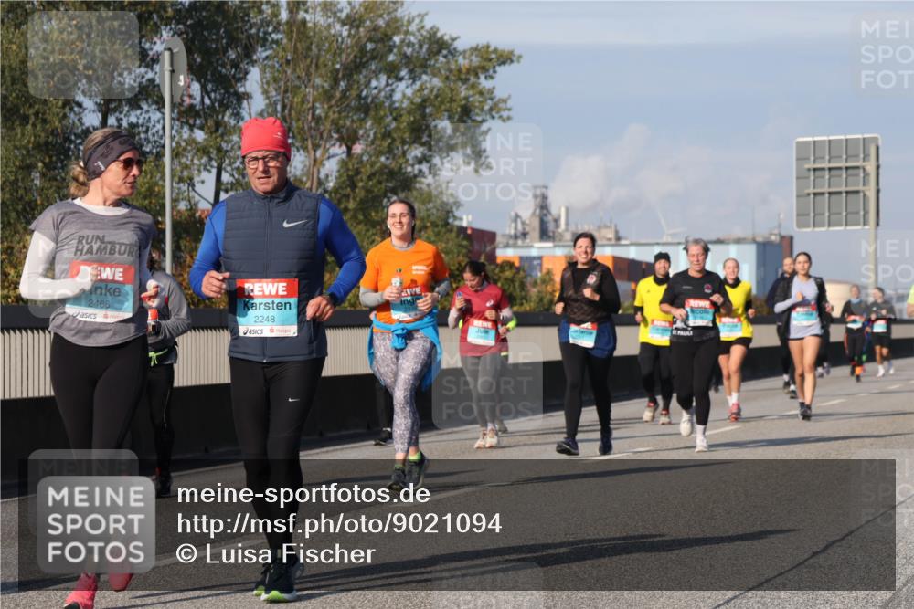 03.10.2025 - Köhlbrandbrückenlauf Luisa Fischer http://msf.ph/oto/9021094 03.10.2025 11:13:56 Position 3 2466, 2248 meine-sportfotos.de