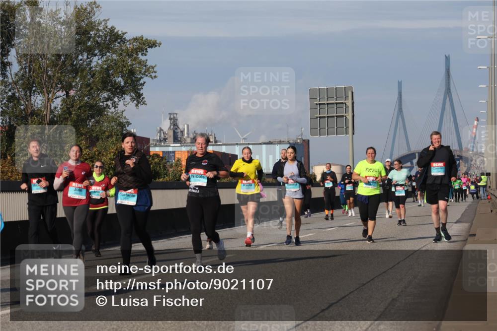 03.10.2025 - Köhlbrandbrückenlauf Luisa Fischer http://msf.ph/oto/9021107 03.10.2025 11:13:57 Position 3  meine-sportfotos.de