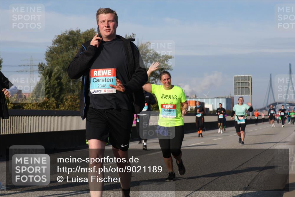 03.10.2025 - Köhlbrandbrückenlauf Luisa Fischer http://msf.ph/oto/9021189 03.10.2025 11:14:06 Position 3 2348, 1800 meine-sportfotos.de
