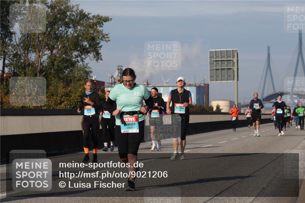 03.10.2025 - Köhlbrandbrückenlauf Luisa Fischer http://msf.ph/oto/9021206 03.10.2025 11:14:10 Position 3 2550, 2924 meine-sportfotos.de