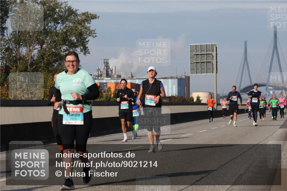 03.10.2025 - Köhlbrandbrückenlauf Luisa Fischer http://msf.ph/oto/9021214 03.10.2025 11:14:11 Position 3 2924, 2553 meine-sportfotos.de
