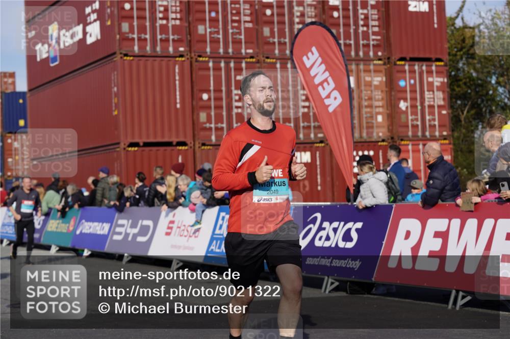 03.10.2025 - Köhlbrandbrückenlauf Michael Burmester http://msf.ph/oto/9021322 03.10.2025 10:22:34 Ziel 2049, 2099, 2213, 2300, 2308, 3582, 3583, 3619 meine-sportfotos.de