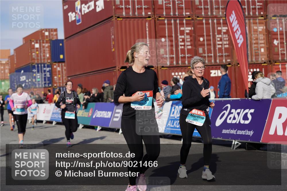 03.10.2025 - Köhlbrandbrückenlauf Michael Burmester http://msf.ph/oto/9021466 03.10.2025 10:22:48 Ziel 1320, 1934, 2031, 2087, 2682, 2690, 2861, 2862, 3322, 3480, 3574 meine-sportfotos.de