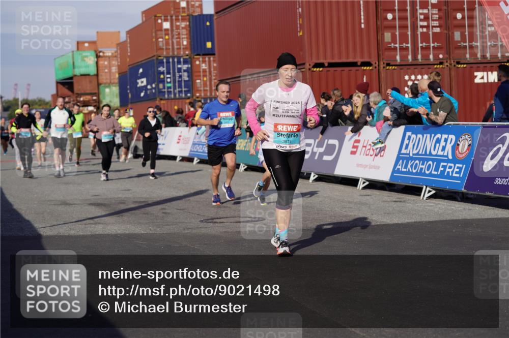 03.10.2025 - Köhlbrandbrückenlauf Michael Burmester http://msf.ph/oto/9021498 03.10.2025 10:22:51 Ziel 1320, 1484, 1751, 1934, 2031, 2087, 2682, 2690, 2861, 2862, 2907, 3109, 3222, 3322, 3480, 3574 meine-sportfotos.de