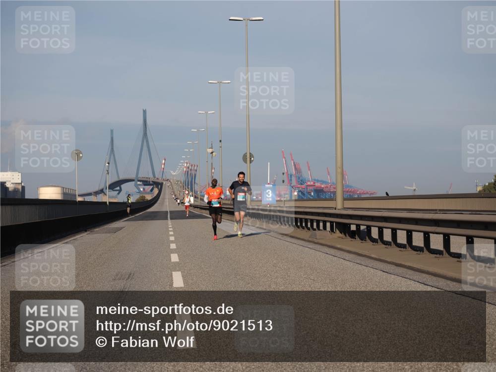 03.10.2025 - Köhlbrandbrückenlauf Fabian Wolf http://msf.ph/oto/9021513 03.10.2025 09:35:25 Position 3  meine-sportfotos.de