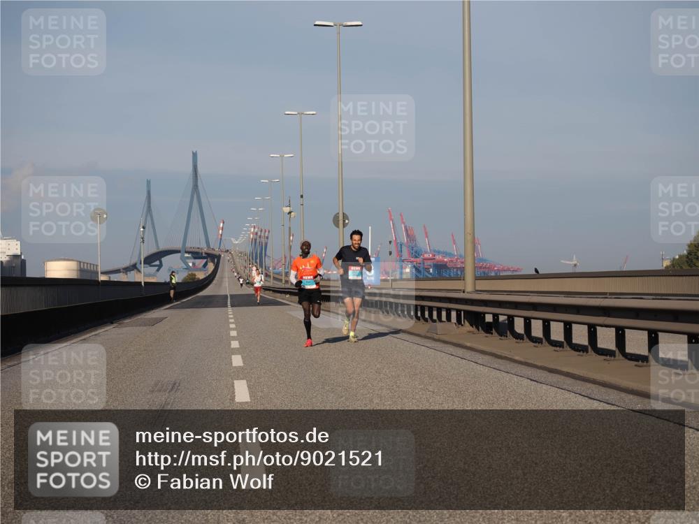 03.10.2025 - Köhlbrandbrückenlauf Fabian Wolf http://msf.ph/oto/9021521 03.10.2025 09:35:27 Position 3  meine-sportfotos.de