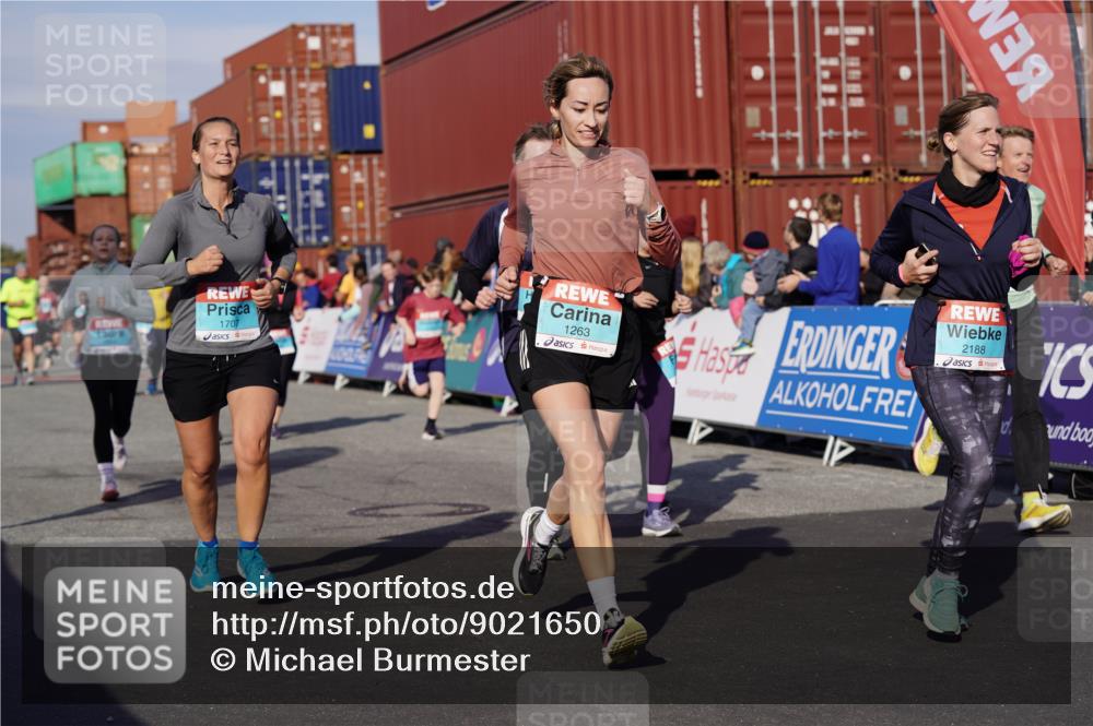 03.10.2025 - Köhlbrandbrückenlauf Michael Burmester http://msf.ph/oto/9021650 03.10.2025 10:23:04 Ziel 1263, 1707, 1723, 1777, 1954, 2072, 2125, 2141, 2167, 2188, 2740, 2829, 2840, 2842, 3029, 3147, 3221, 3291 meine-sportfotos.de