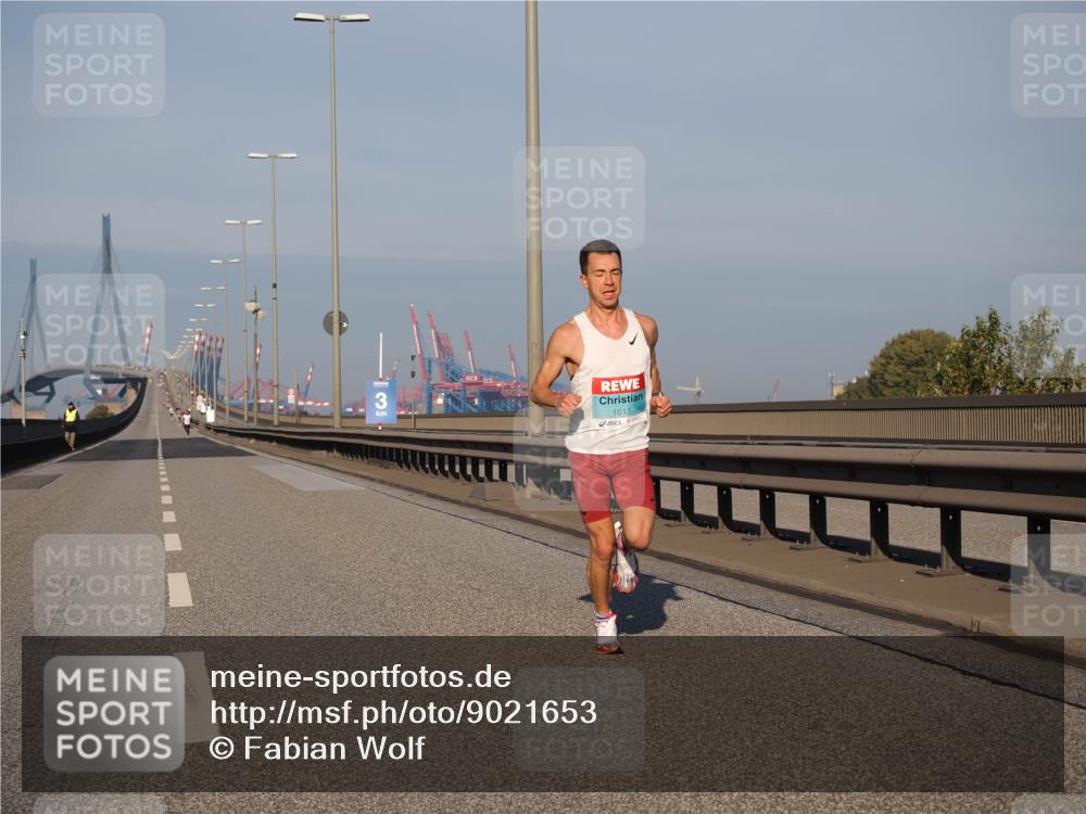 03.10.2025 - Köhlbrandbrückenlauf Fabian Wolf http://msf.ph/oto/9021653 03.10.2025 09:35:42 Position 3 1013 meine-sportfotos.de