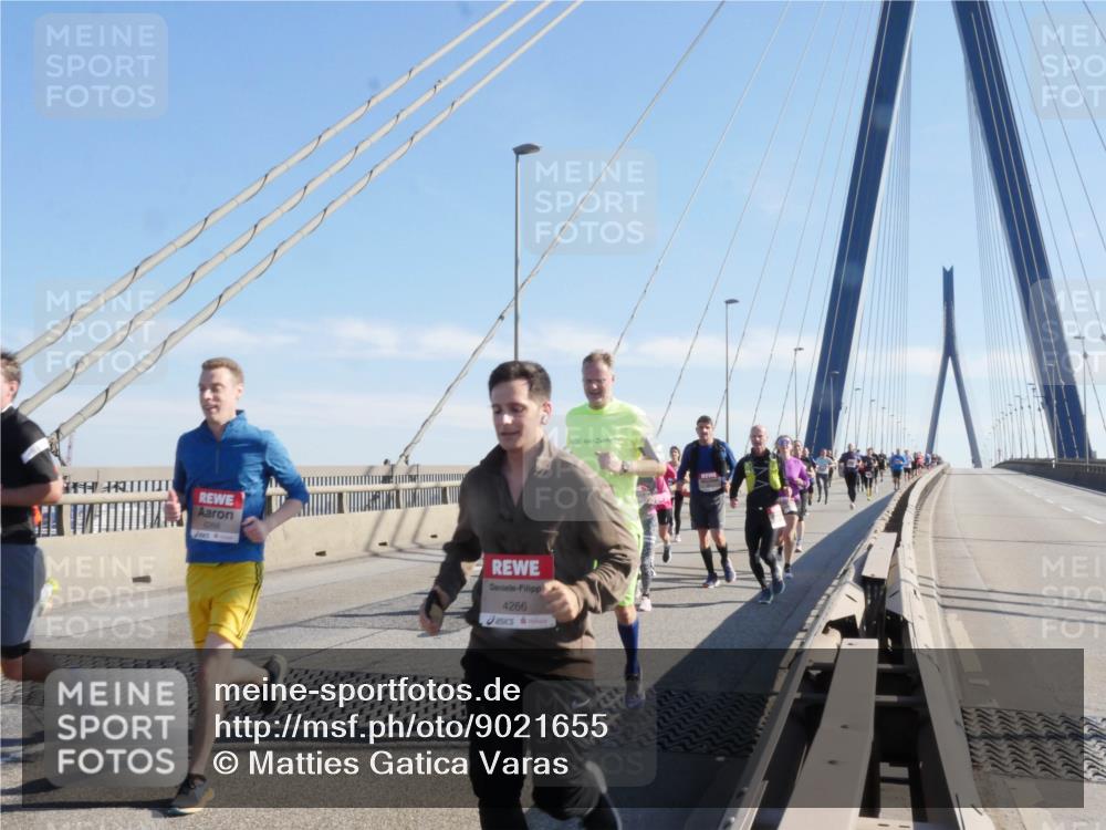 03.10.2025 - Köhlbrandbrückenlauf Matties Gatica Varas http://msf.ph/oto/9021655 03.10.2025 12:26:49 Position 1 1268, 4266 meine-sportfotos.de