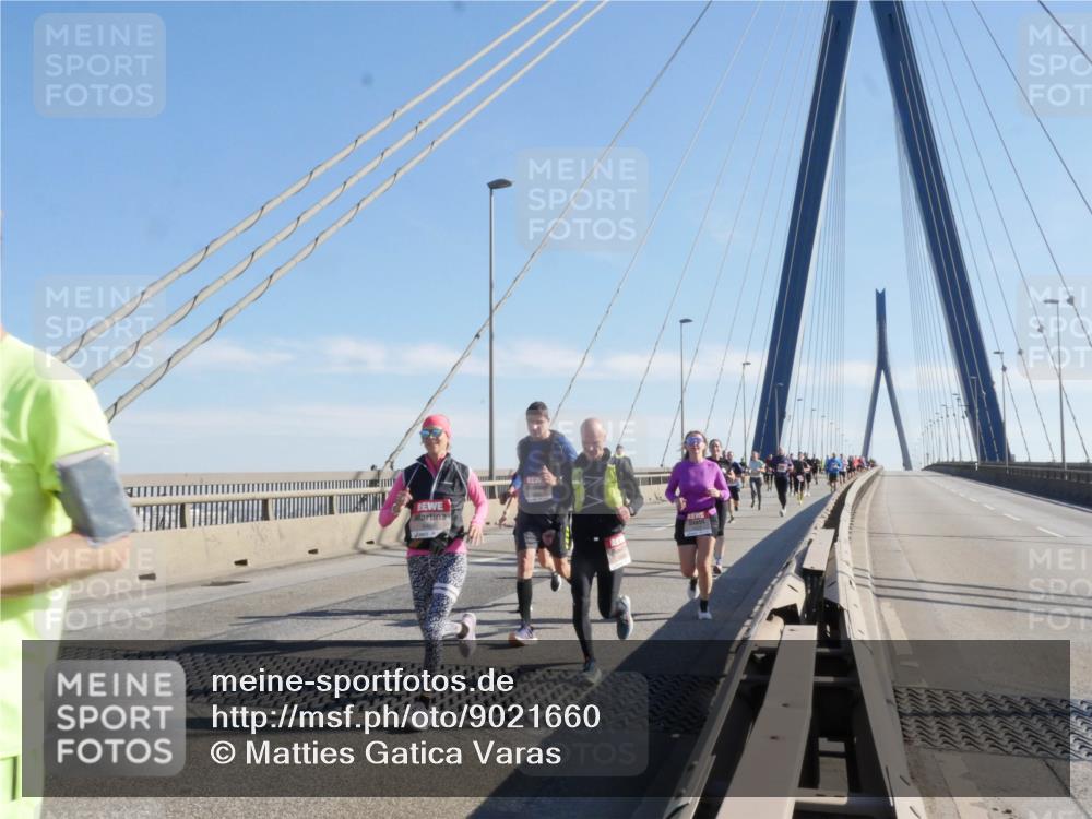 03.10.2025 - Köhlbrandbrückenlauf Matties Gatica Varas http://msf.ph/oto/9021660 03.10.2025 12:26:51 Position 1 1 meine-sportfotos.de