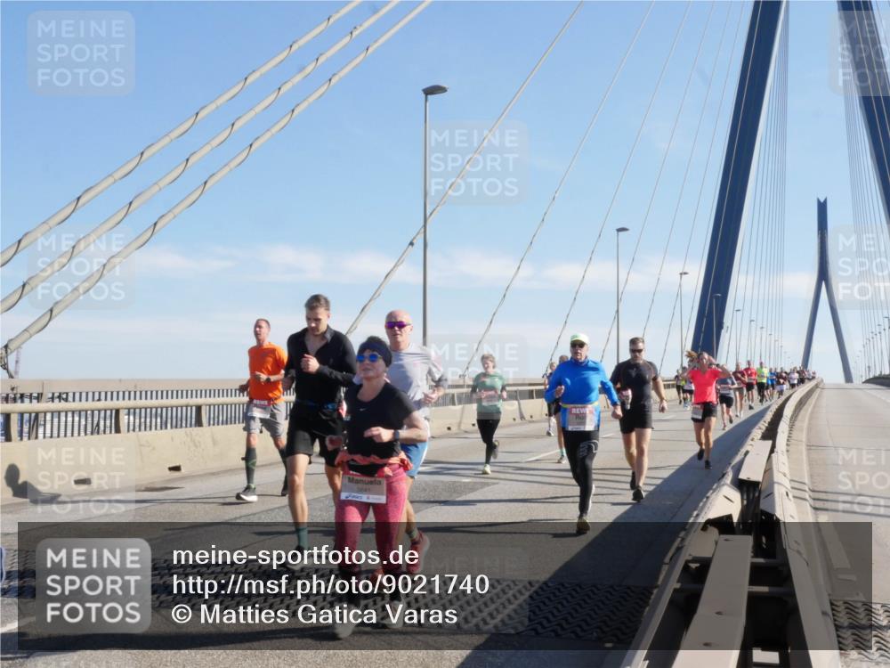 03.10.2025 - Köhlbrandbrückenlauf Matties Gatica Varas http://msf.ph/oto/9021740 03.10.2025 12:27:09 Position 1 5641 meine-sportfotos.de