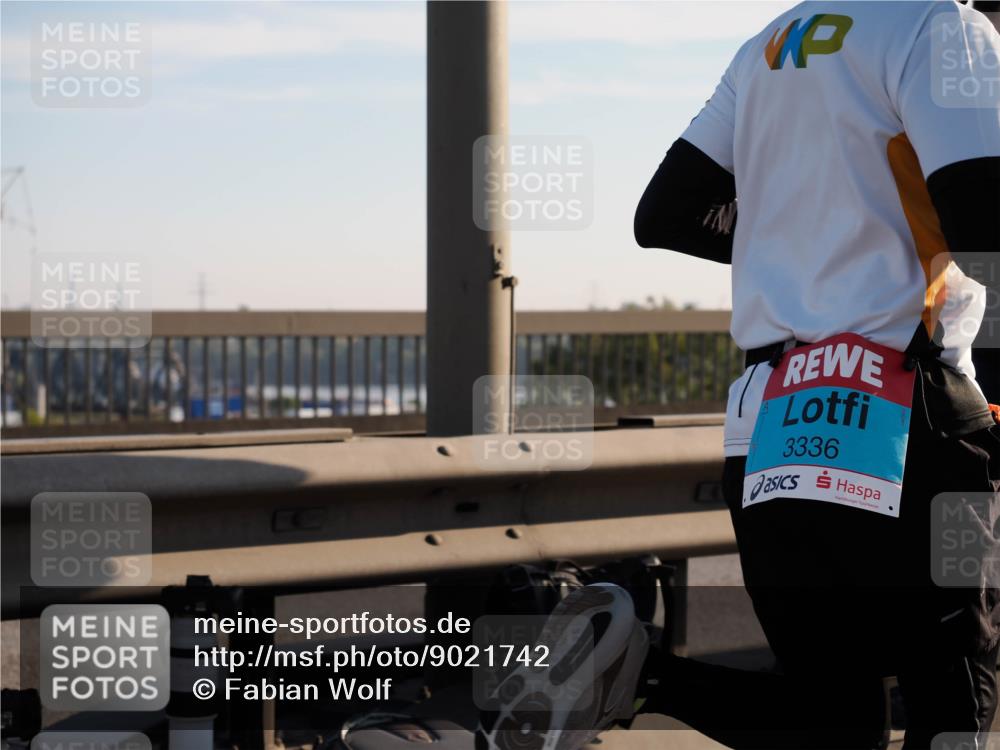 03.10.2025 - Köhlbrandbrückenlauf Fabian Wolf http://msf.ph/oto/9021742 03.10.2025 09:36:20 Position 3 3336 meine-sportfotos.de