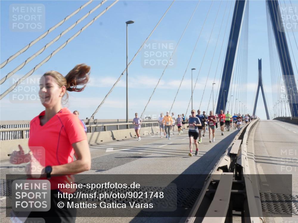 03.10.2025 - Köhlbrandbrückenlauf Matties Gatica Varas http://msf.ph/oto/9021748 03.10.2025 12:27:13 Position 1  meine-sportfotos.de