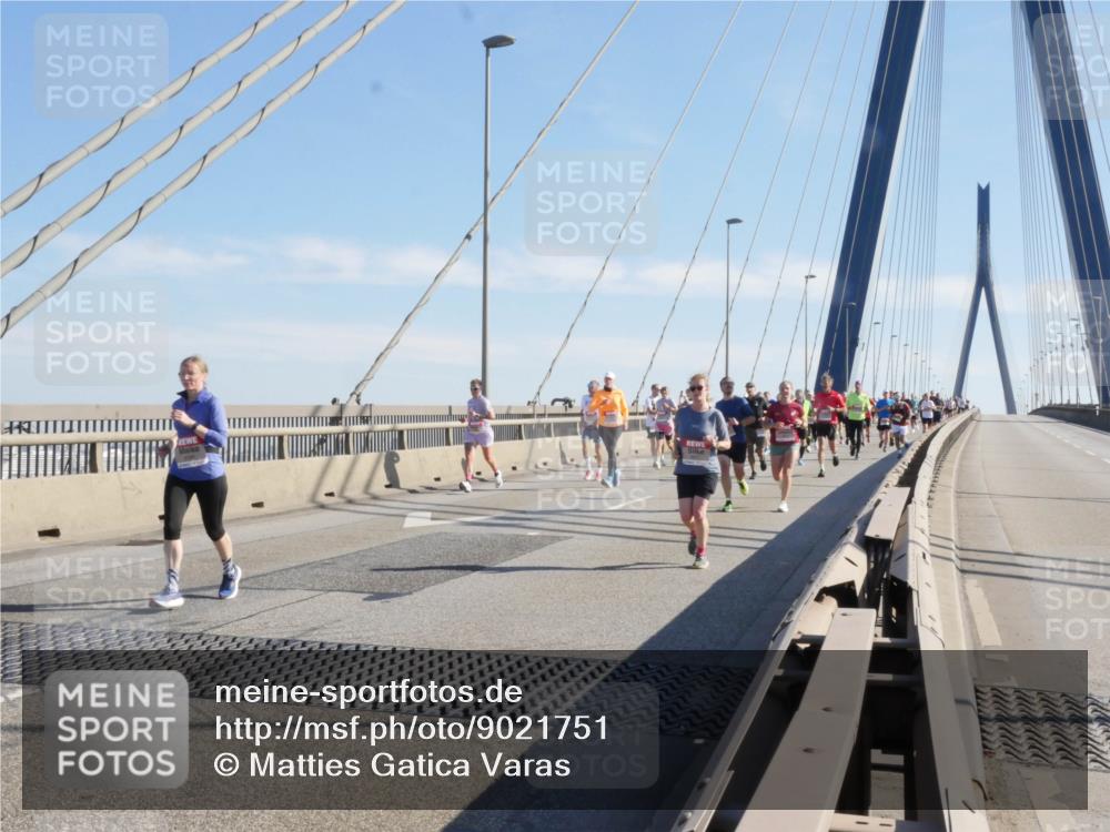 03.10.2025 - Köhlbrandbrückenlauf Matties Gatica Varas http://msf.ph/oto/9021751 03.10.2025 12:27:13 Position 1  meine-sportfotos.de