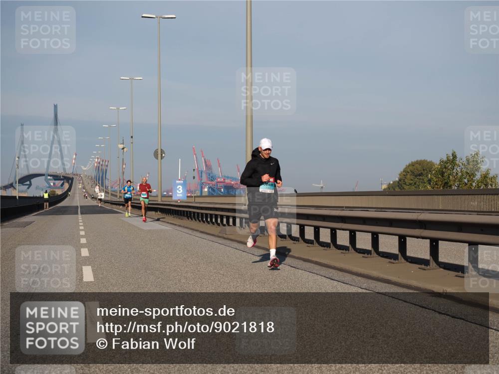 03.10.2025 - Köhlbrandbrückenlauf Fabian Wolf http://msf.ph/oto/9021818 03.10.2025 09:36:30 Position 3  meine-sportfotos.de