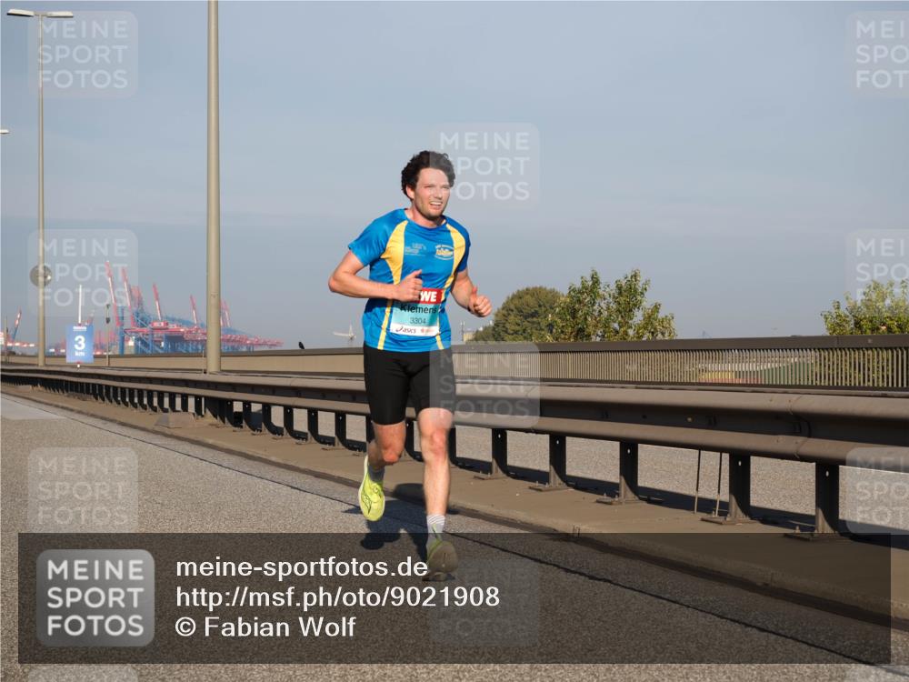 03.10.2025 - Köhlbrandbrückenlauf Fabian Wolf http://msf.ph/oto/9021908 03.10.2025 09:36:41 Position 3 3, 3304, 08900000000000000800000888 meine-sportfotos.de