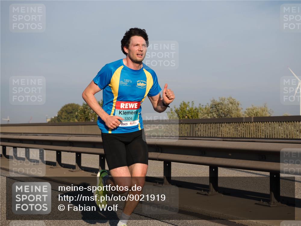 03.10.2025 - Köhlbrandbrückenlauf Fabian Wolf http://msf.ph/oto/9021919 03.10.2025 09:36:42 Position 3 30, 3304 meine-sportfotos.de