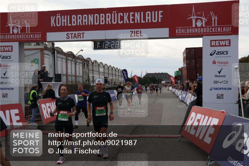 03.10.2025 - Köhlbrandbrückenlauf Julia Fischer http://msf.ph/oto/9021987 03.10.2025 16:12:29 Ziel 7203, 7654, 7688, 8501, 8901, 9060, 9061, 9359, 9454, 9677, 9706 meine-sportfotos.de