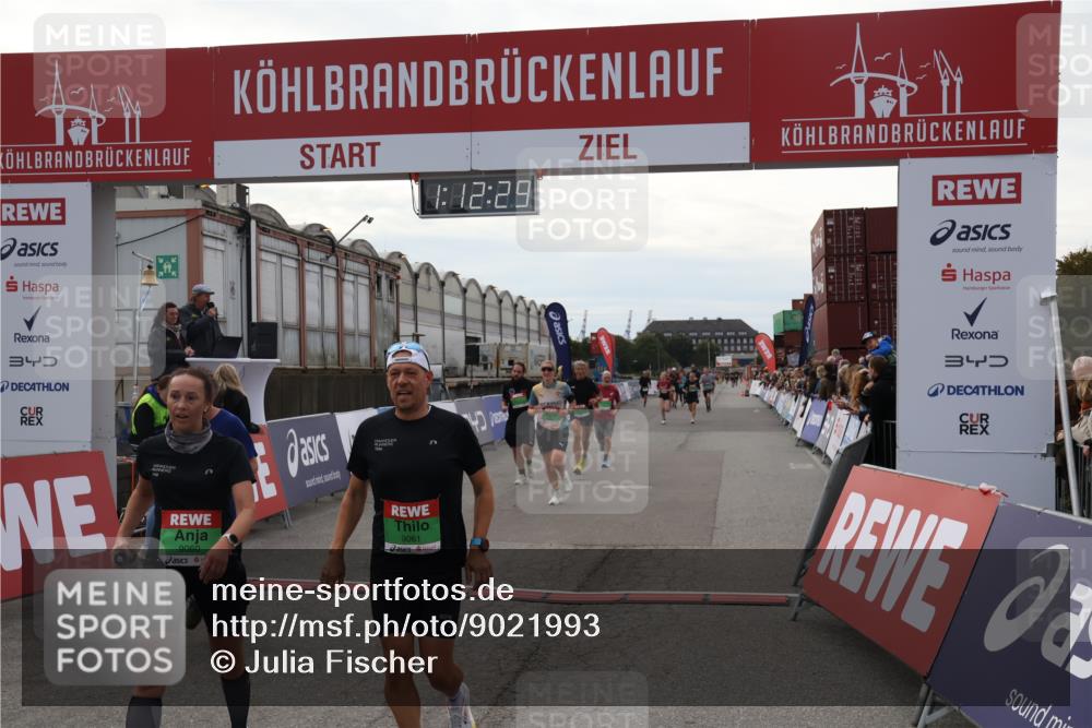 03.10.2025 - Köhlbrandbrückenlauf Julia Fischer http://msf.ph/oto/9021993 03.10.2025 16:12:30 Ziel 7203, 7654, 7688, 8501, 8901, 9060, 9061, 9359, 9454, 9677, 9706 meine-sportfotos.de