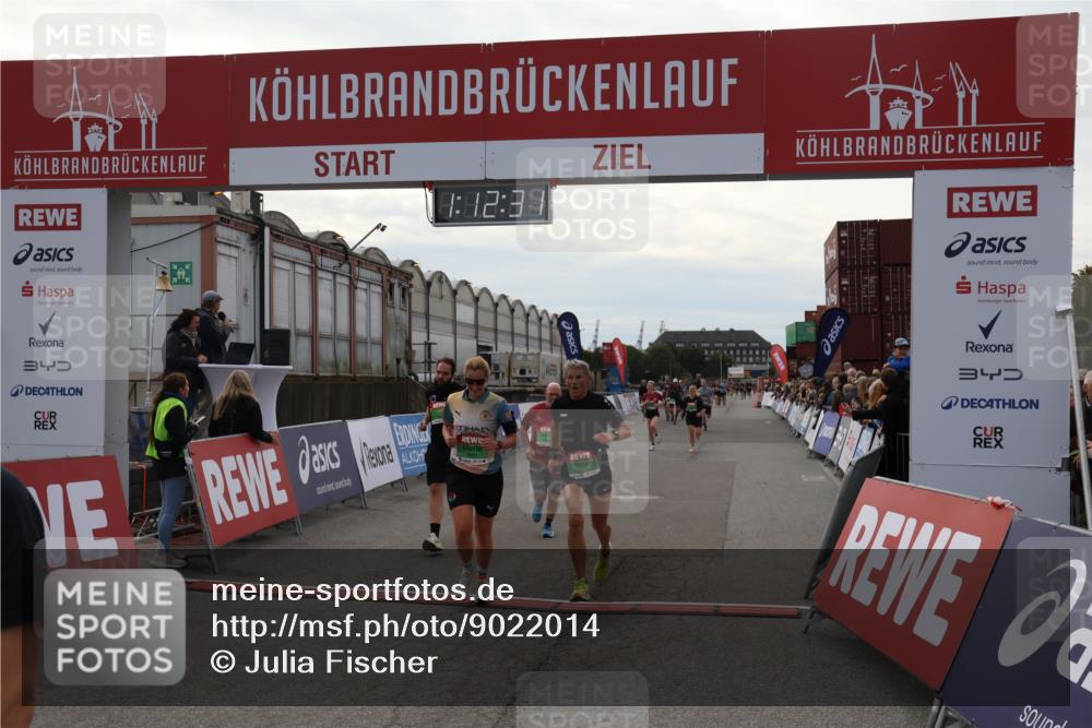 03.10.2025 - Köhlbrandbrückenlauf Julia Fischer http://msf.ph/oto/9022014 03.10.2025 16:12:32 Ziel 7203, 7654, 7688, 8501, 8901, 9060, 9061, 9359, 9454, 9677, 9706 meine-sportfotos.de