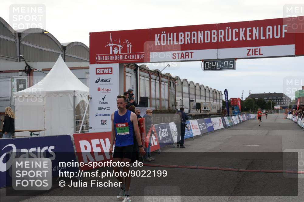 03.10.2025 - Köhlbrandbrückenlauf Julia Fischer http://msf.ph/oto/9022199 03.10.2025 15:46:05 Ziel 7002, 9130 meine-sportfotos.de